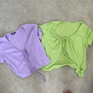 Shown size large crop tops